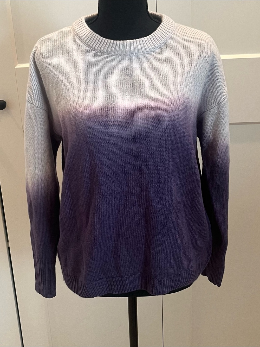 Simply Vera Vera Wang Lavender-to-Deep Purple Ombre Crewneck Sweater Casual Fall